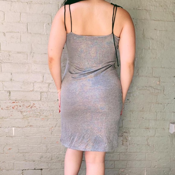 Vintage Guess LA gunmetal dress with customisable tie ups. - Picture 3 of 4
